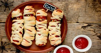 Boo-tiful Halloween Themed Lunches