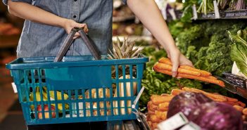 How to Save Money and Stick to your Grocery Shopping Budget