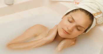 Inexpensive Home Remedies for Winter Skin Care