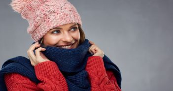 How to Dress for Winter Weather on a Budget