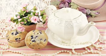How to Throw a Royal Wedding Tea Party