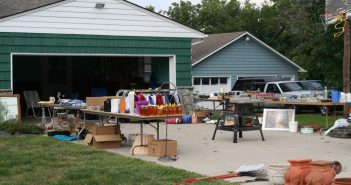 Tips for Pricing Items at Garage Sales