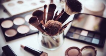 The Best Makeup Tips for Hot, Humid Weather