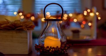 Frugal Ways to Decorate Your Home for Fall